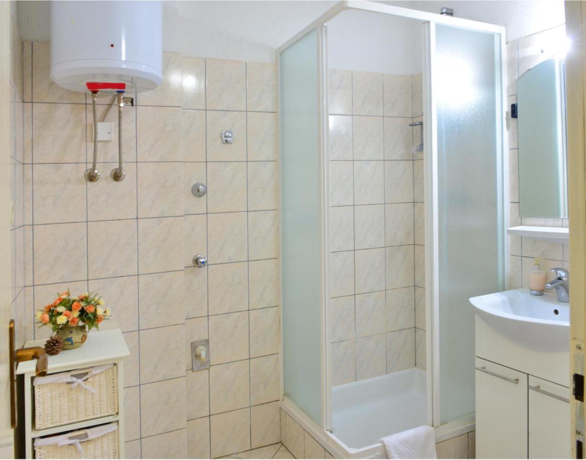 Apt Lavender On Nincevica St- 1 Bedroom Apt 5 Min To The Old Town Of Split Kültér fotó